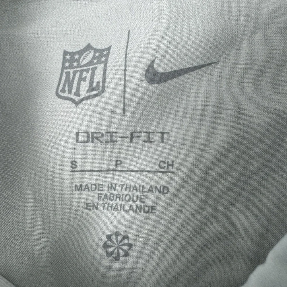 Nike On Field Gray Dallas Cowboys Performance Polo Shirt Size Small NWT